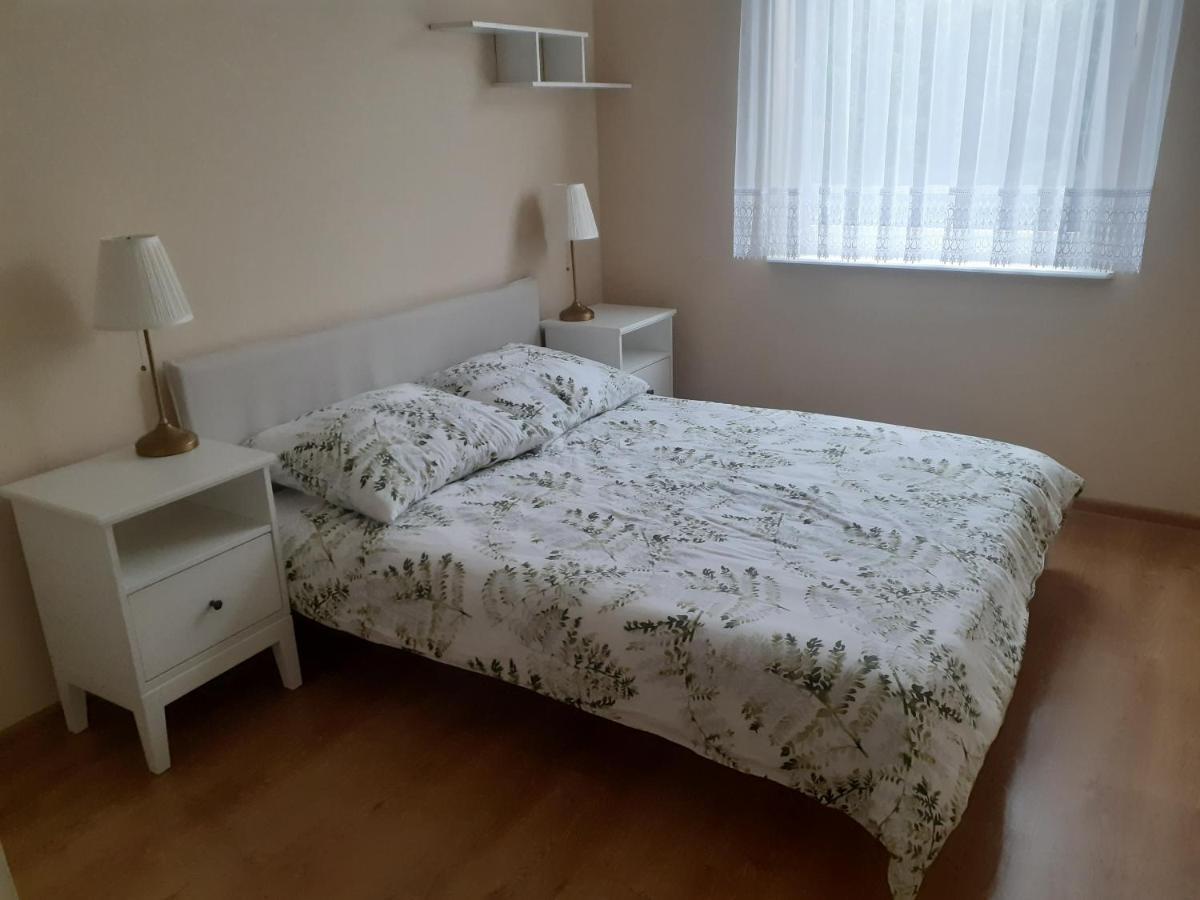 Sloneczny Apartament Z Malym Ogrodkiem Wejherowo Esterno foto
