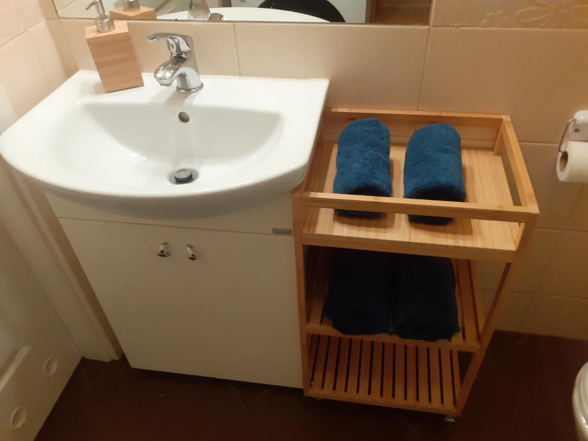 Sloneczny Apartament Z Malym Ogrodkiem Wejherowo Esterno foto