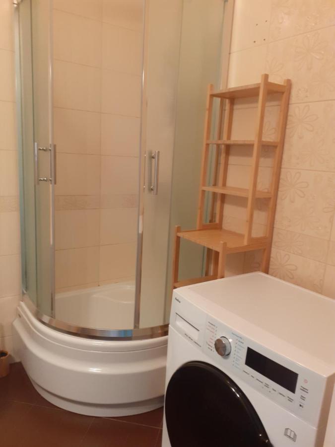 Sloneczny Apartament Z Malym Ogrodkiem Wejherowo Esterno foto